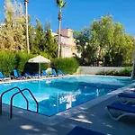 Park Palace Otel Girne