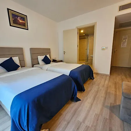 호텔 Park Palace 3*