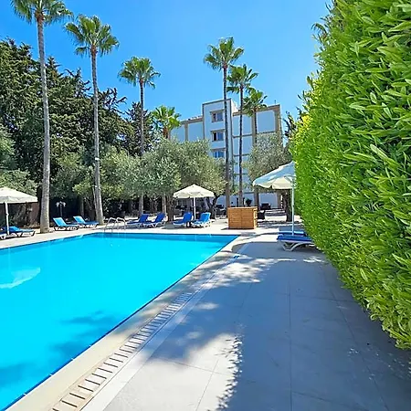 Park Palace Hotell 3*
