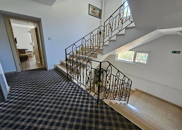 Park Palace キレニア